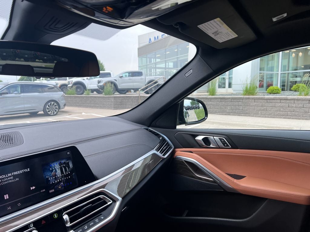 2022 BMW X6 xDrive40i