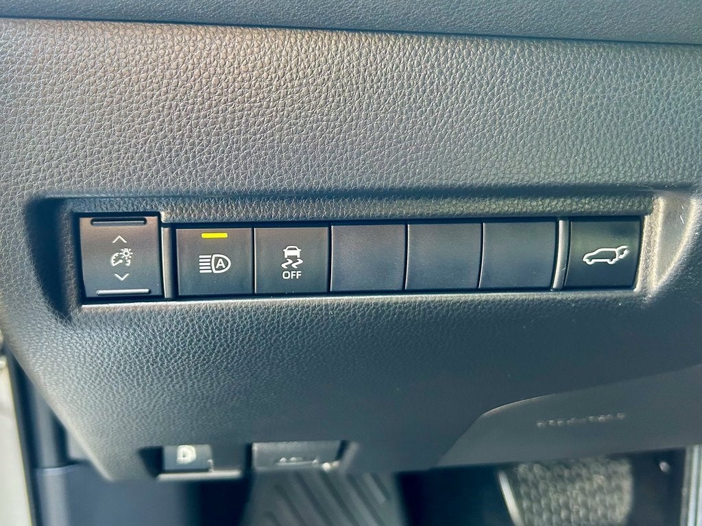 2021 Toyota Venza LE