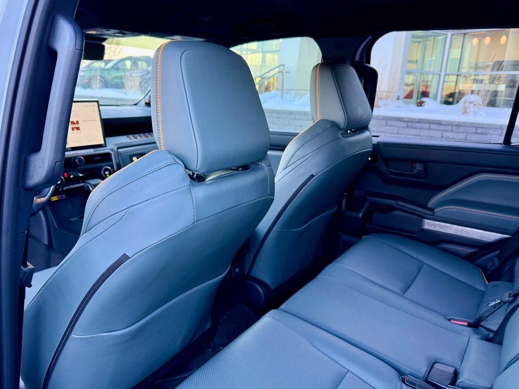 2025 Toyota 4Runner i-FORCE MAX Hybrid Trailhunter