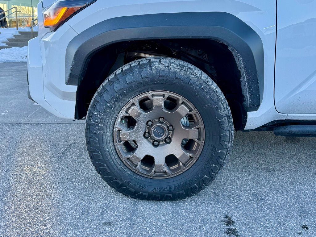 2025 Toyota 4Runner i-FORCE MAX Hybrid Trailhunter