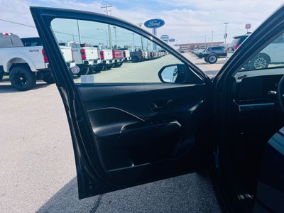 2025 Hyundai Kona SEL