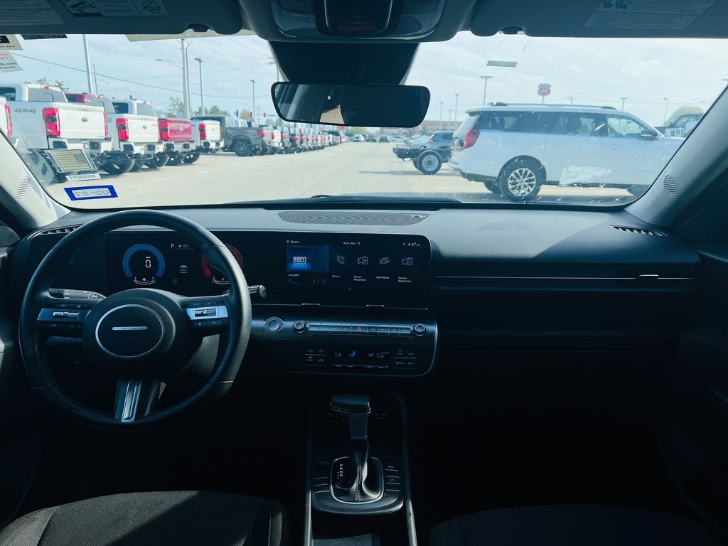 2025 Hyundai Kona SEL