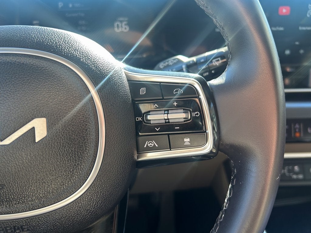 2025 Kia Carnival LXS