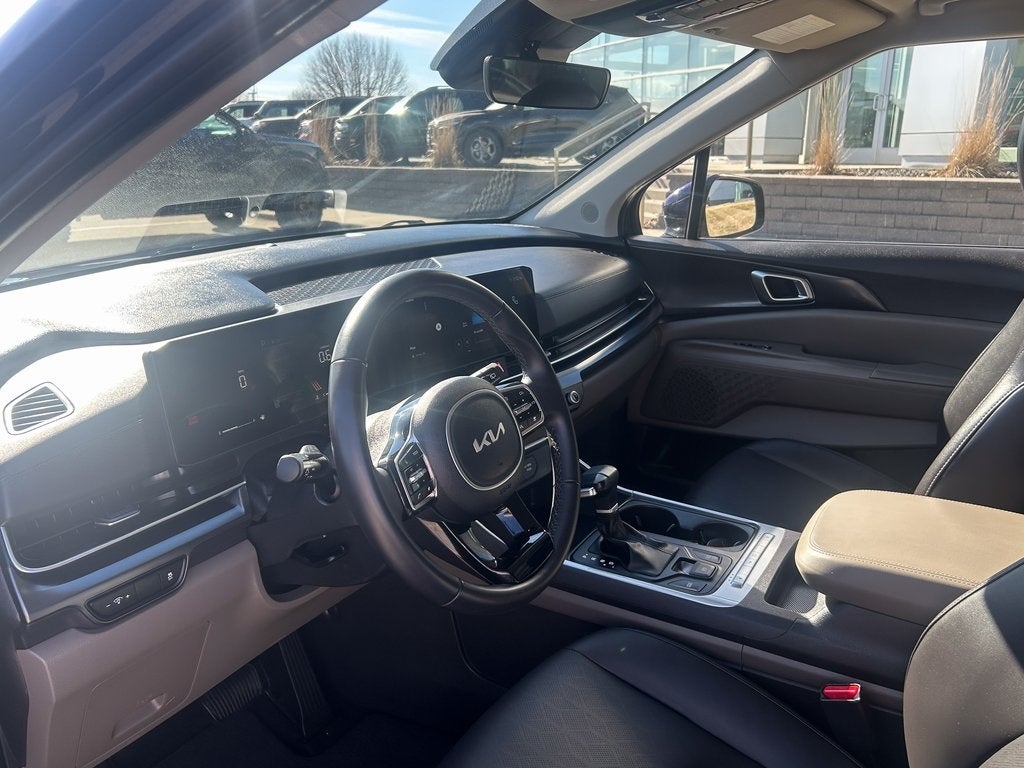 2025 Kia Carnival LXS