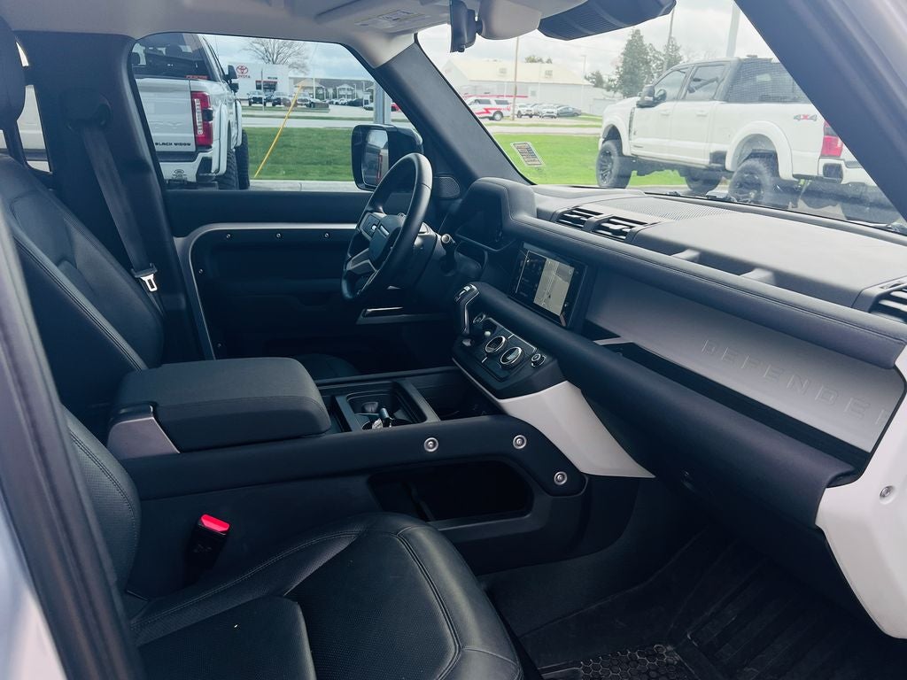 2023 Land Rover Defender 110 S