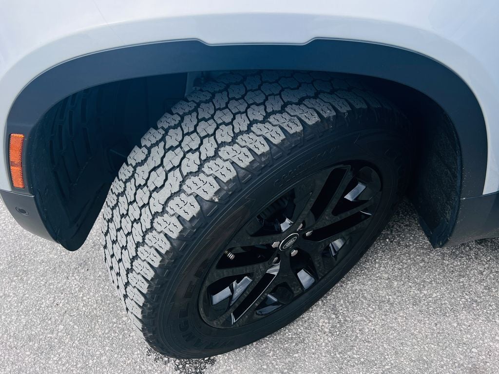 2023 Land Rover Defender 110 S