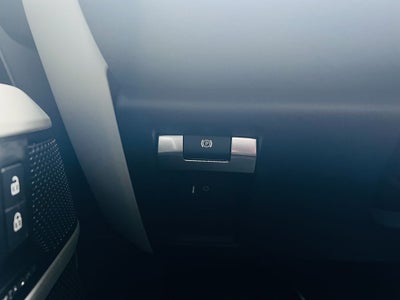 2023 Land Rover Defender 110 S