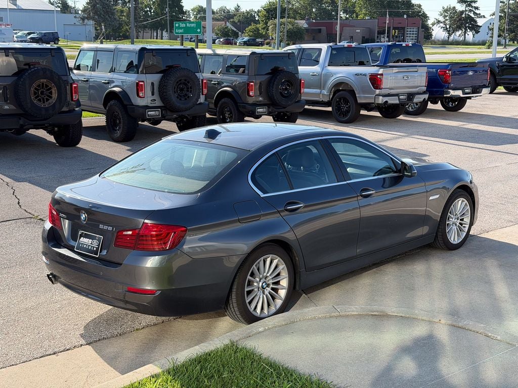2016 BMW 5 Series 528i xDrive