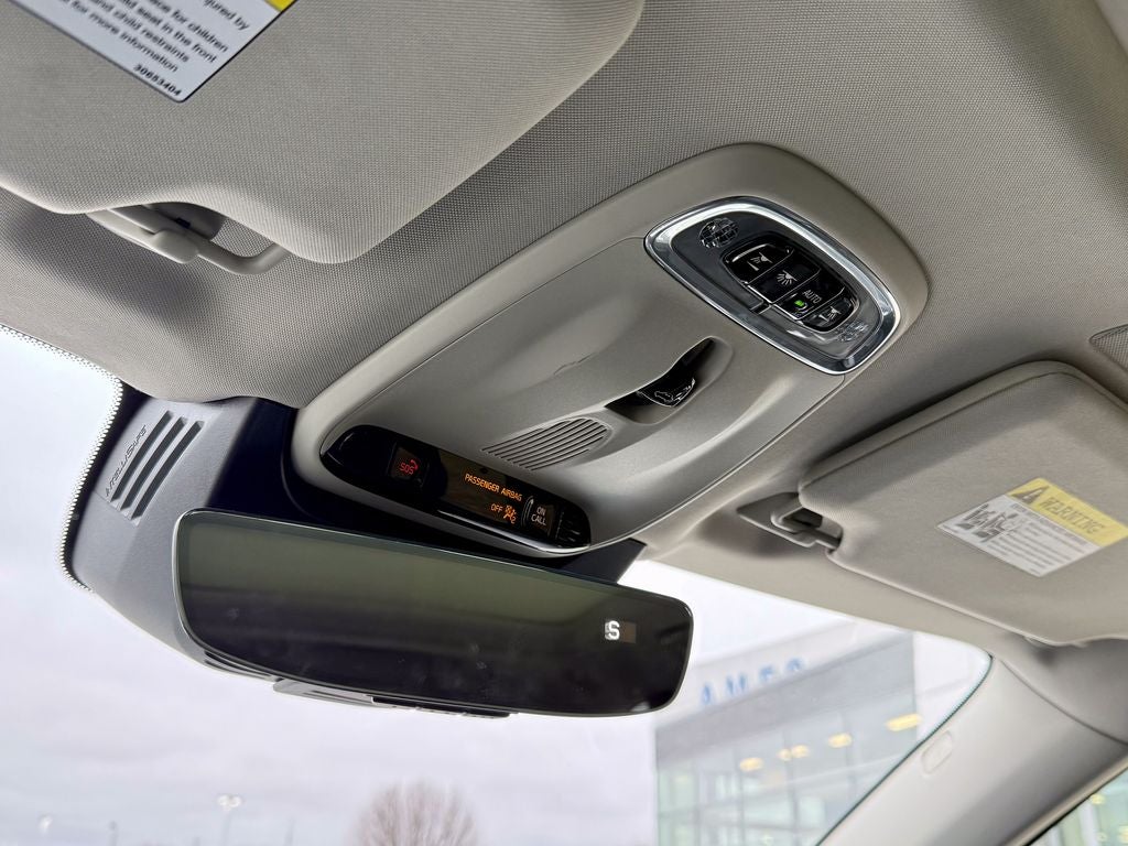 2021 Volvo XC90 T5 Momentum