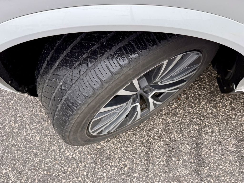 2021 Volvo XC90 T5 Momentum