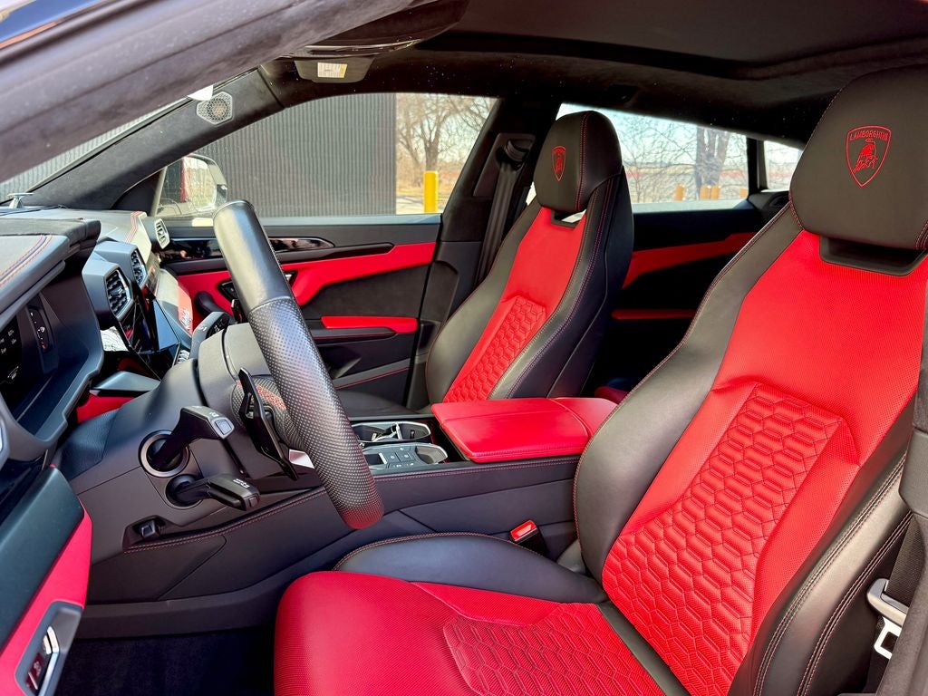 2021 Lamborghini Urus Base