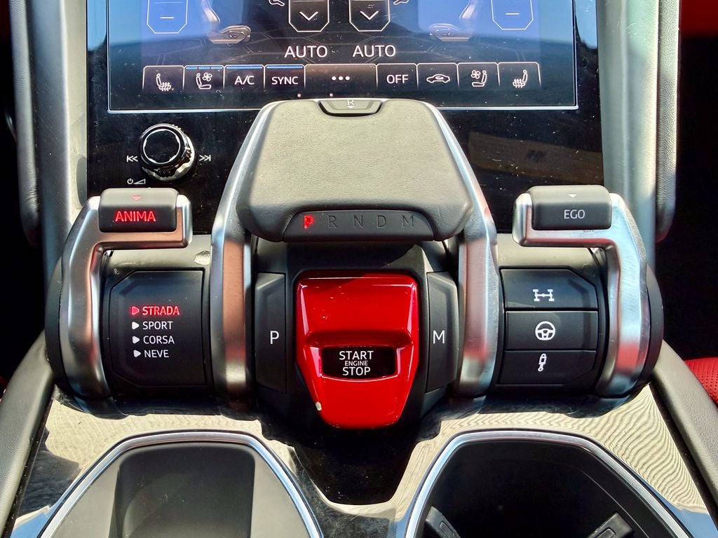 2021 Lamborghini Urus Base