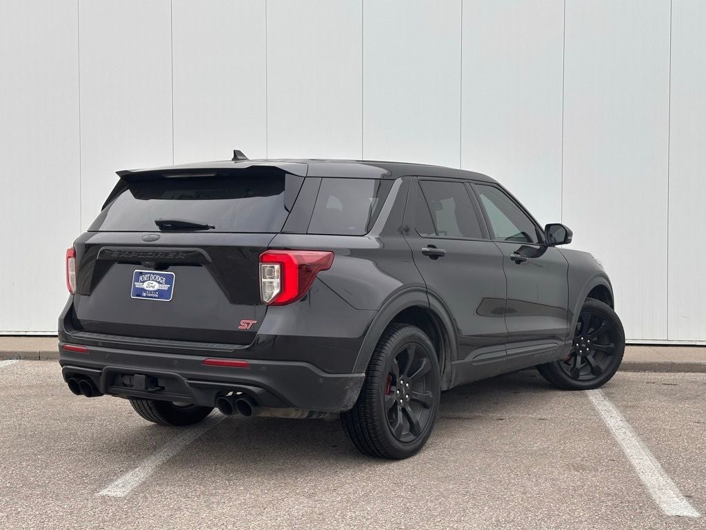 2022 Ford Explorer ST