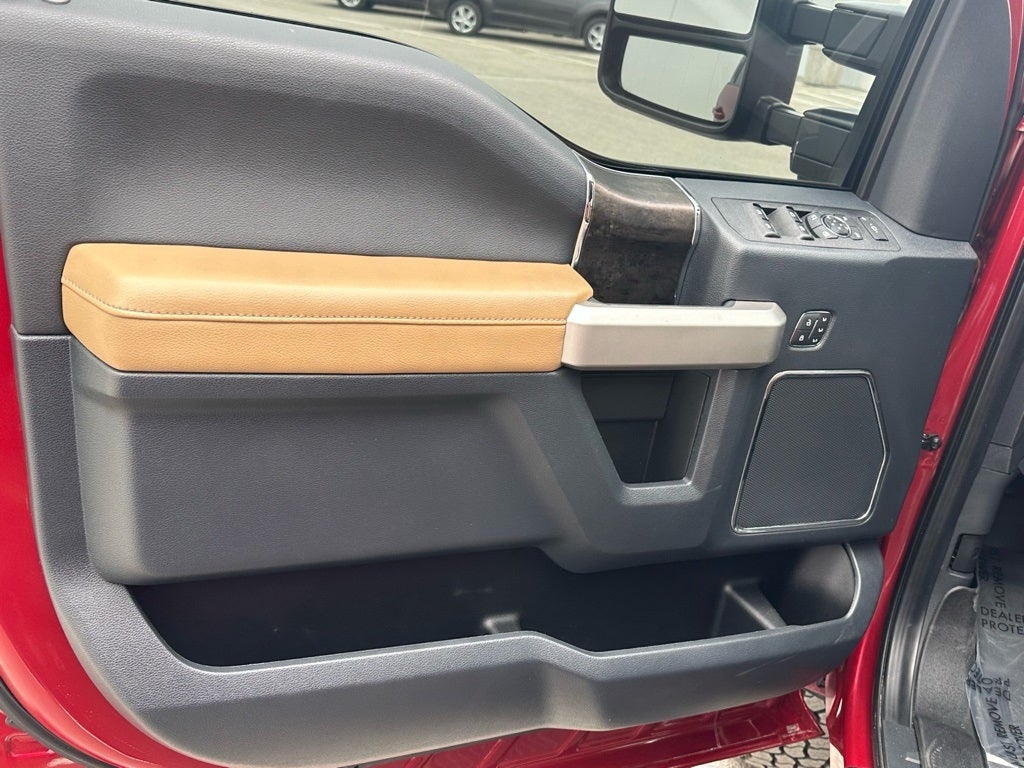 2022 Ford F-250SD Lariat