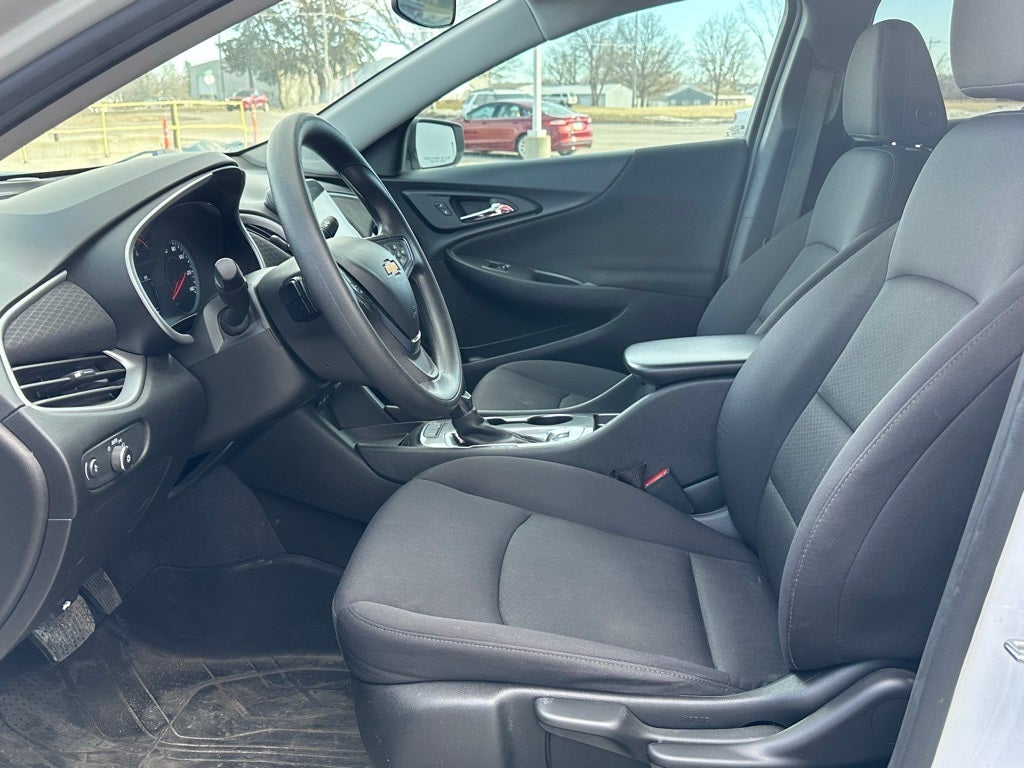 2024 Chevrolet Malibu LS 1LS
