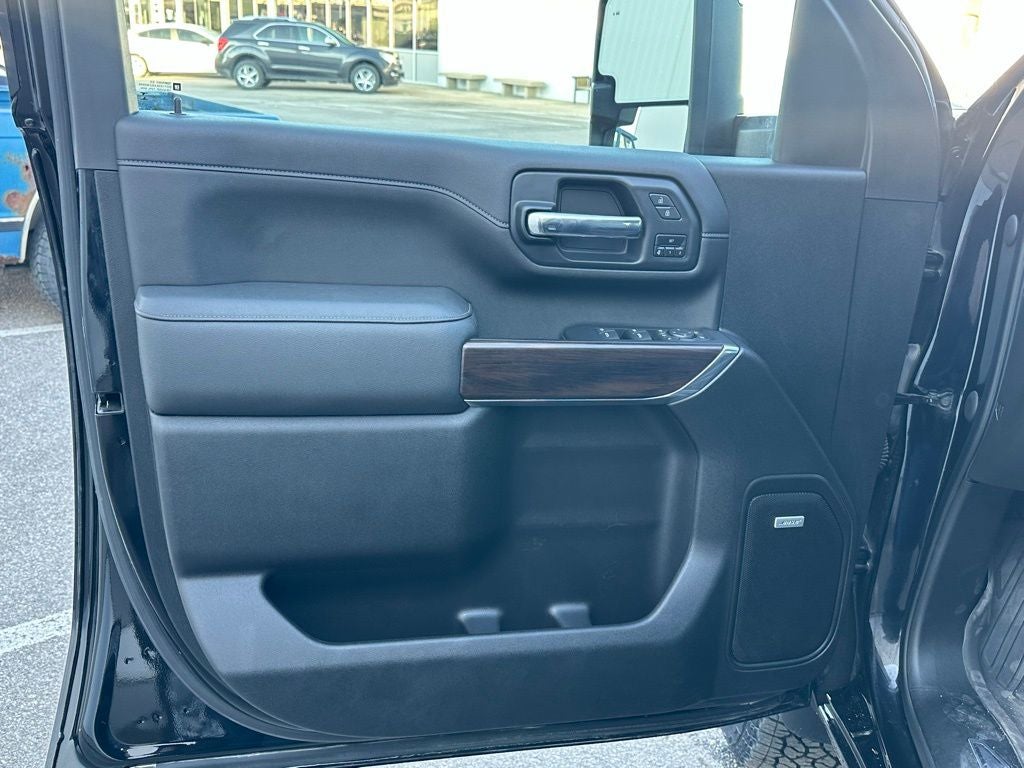 2022 GMC Sierra 2500HD SLT