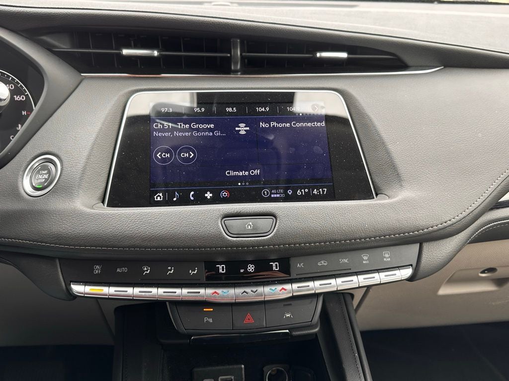 2023 Cadillac XT4 Premium Luxury