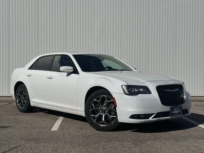 2016 Chrysler 300 S