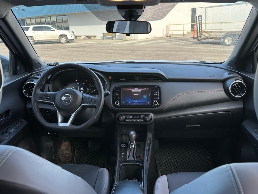 2021 Nissan Kicks SR