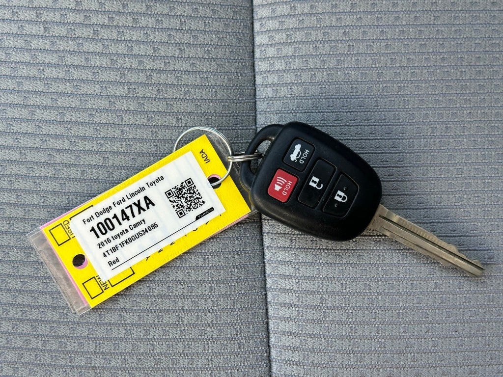 2016 Toyota Camry SE