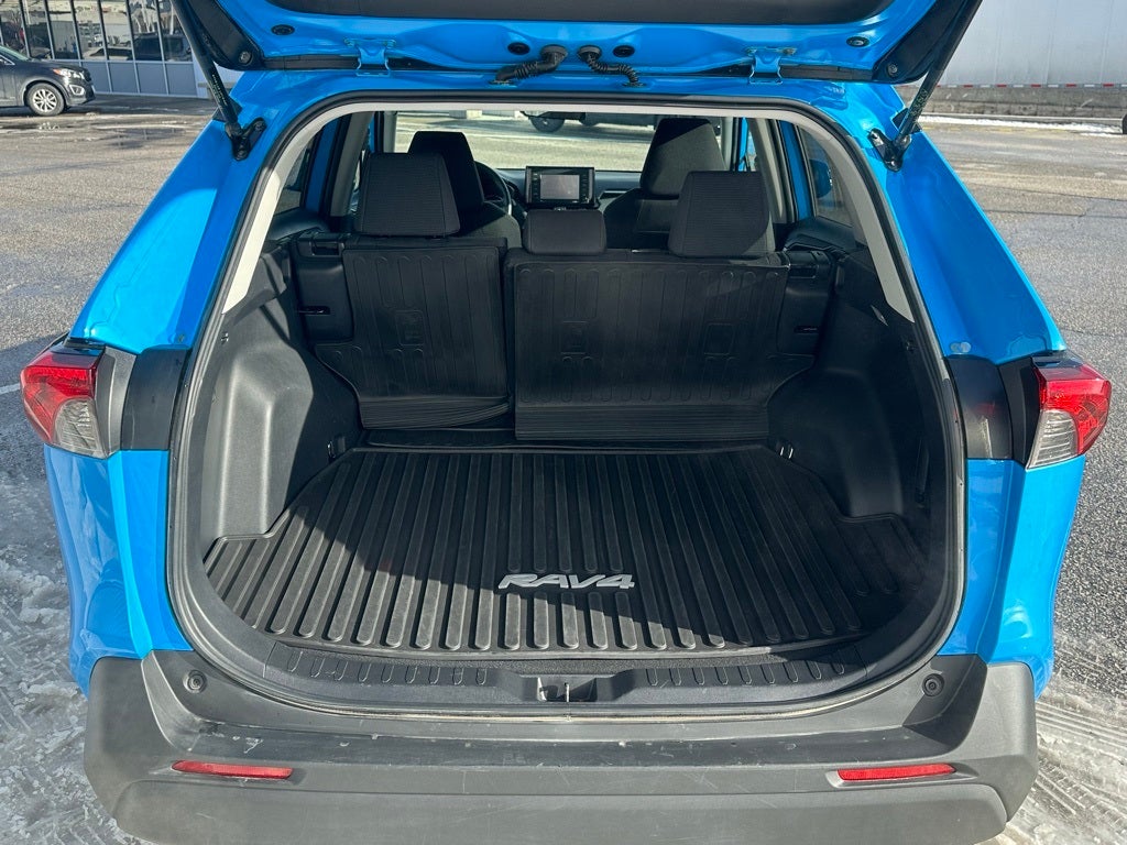 2021 Toyota RAV4 Hybrid LE