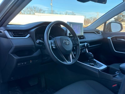 2023 Toyota RAV4 Hybrid XLE