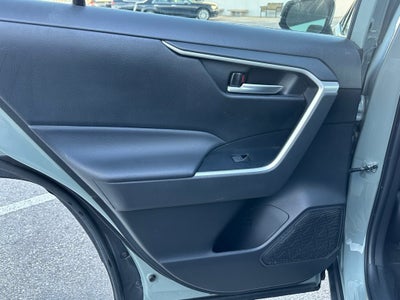 2023 Toyota RAV4 Hybrid XLE