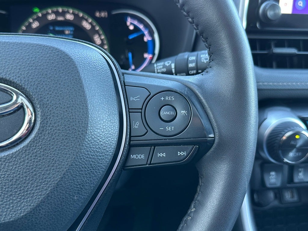 2023 Toyota RAV4 Hybrid XLE