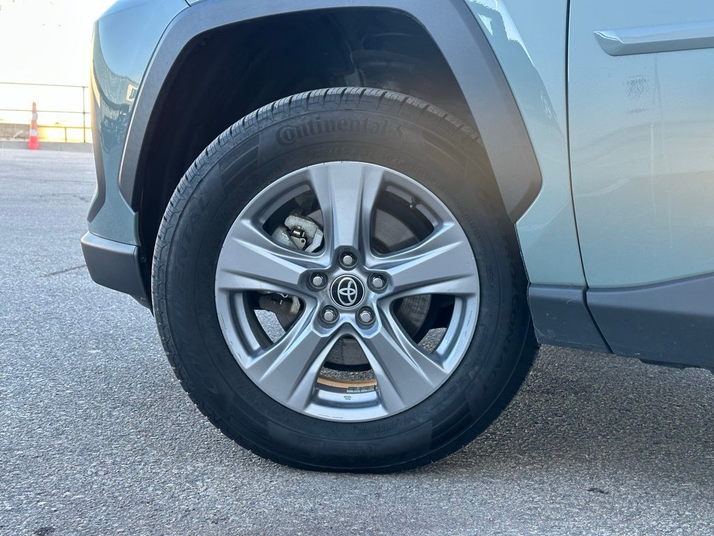 2023 Toyota RAV4 Hybrid XLE