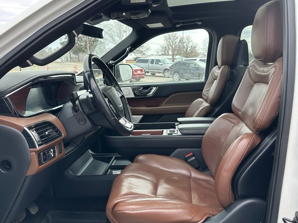 2023 Lincoln Navigator L Reserve