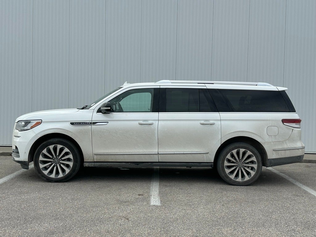 2023 Lincoln Navigator L Reserve