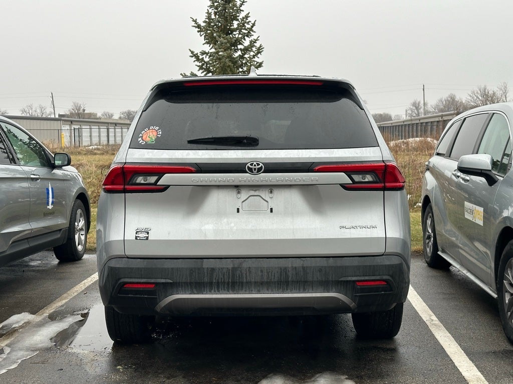 2024 Toyota Grand Highlander Platinum