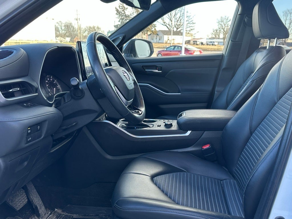 2023 Toyota Highlander XSE