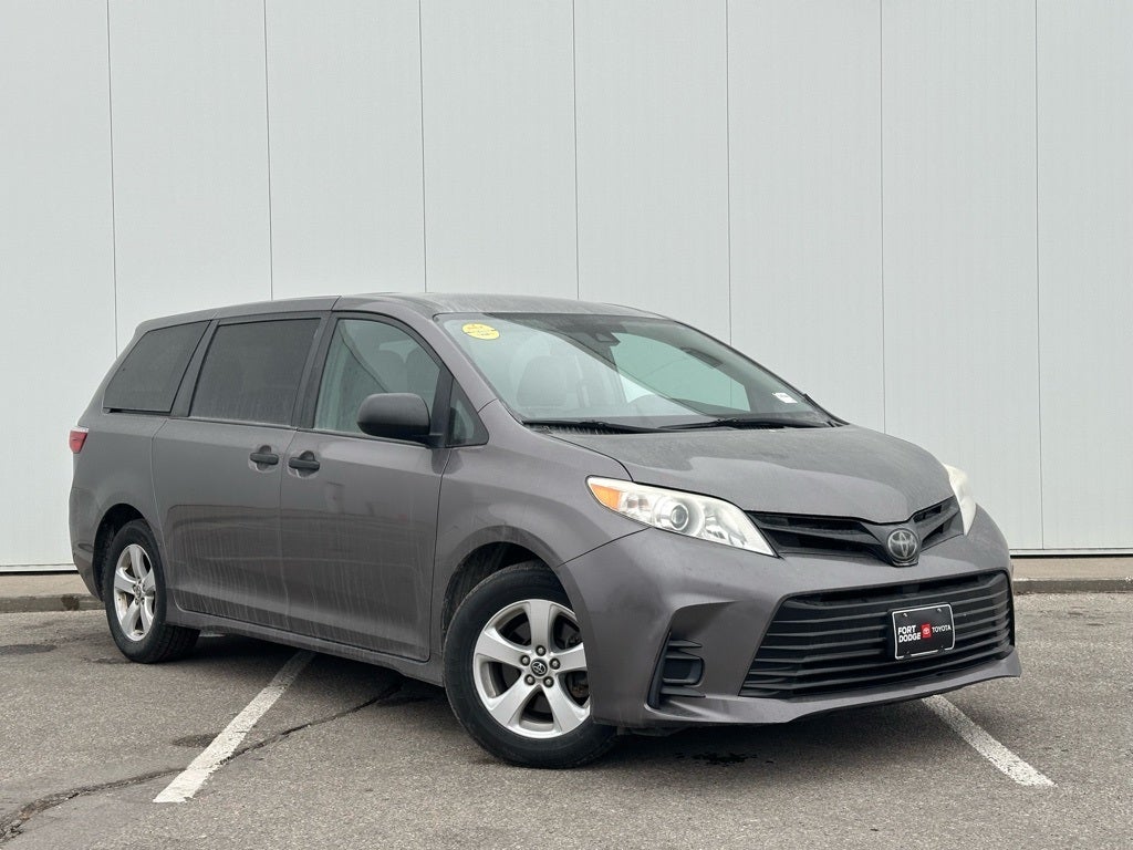 2018 Toyota Sienna L 7 Passenger