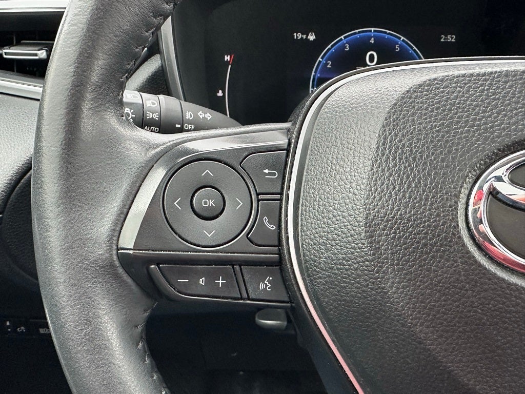 2024 Toyota Corolla Cross XLE