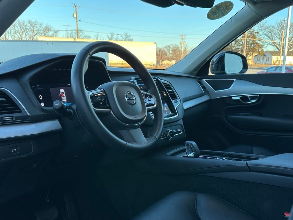 2023 Volvo XC90 B5 Core
