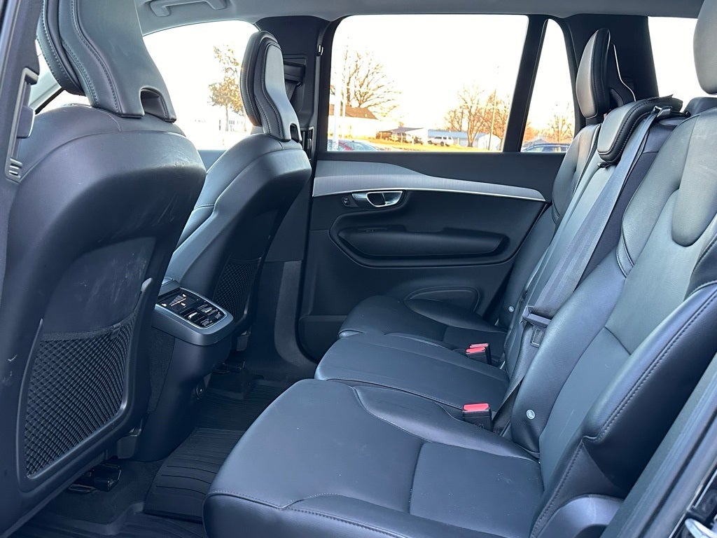 2023 Volvo XC90 B5 Core