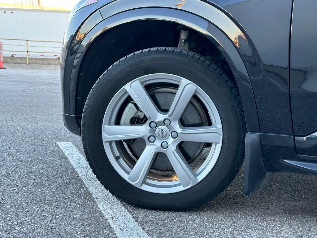 2023 Volvo XC90 B5 Core