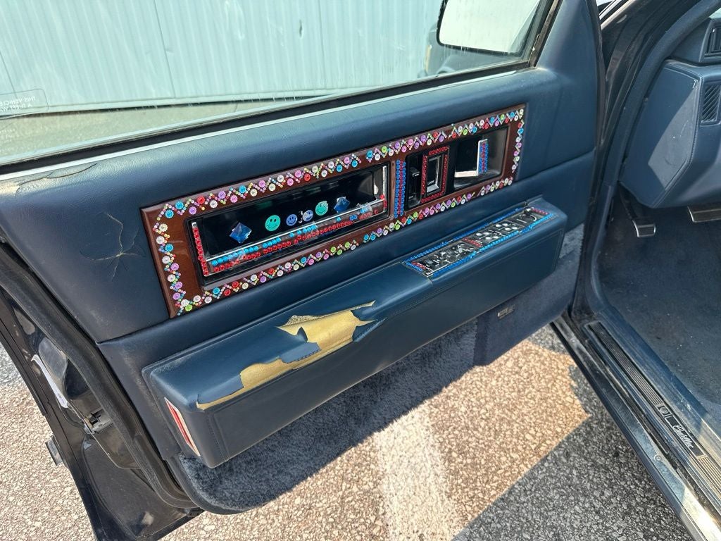 1991 Cadillac Fleetwood Base
