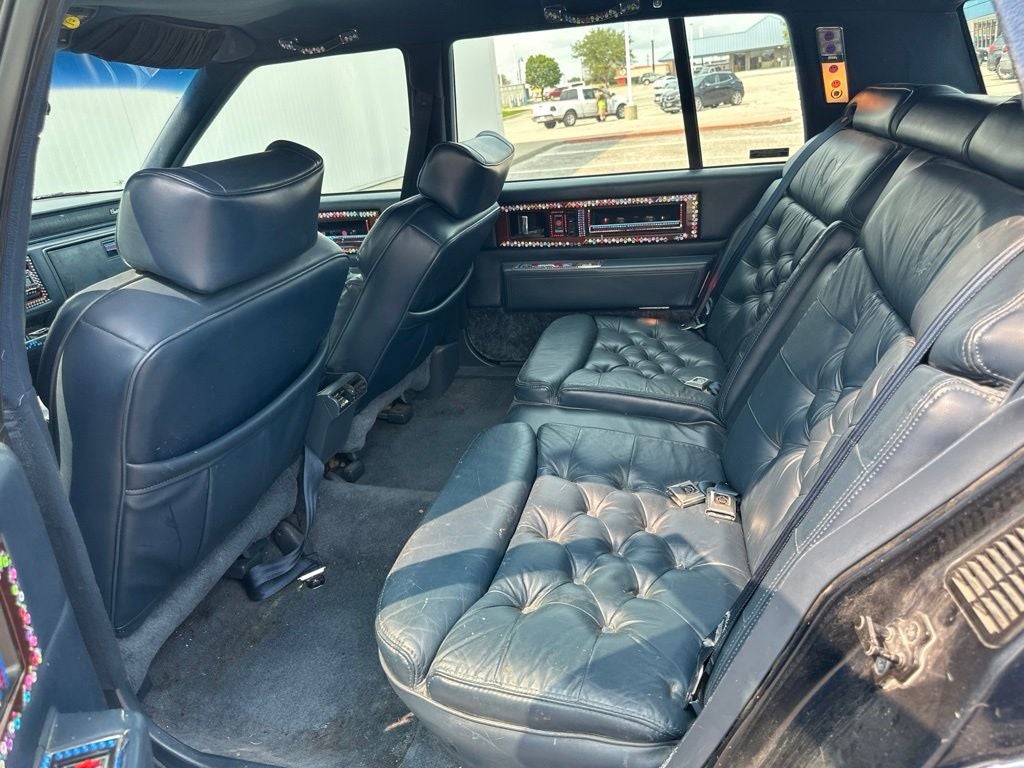 1991 Cadillac Fleetwood Base