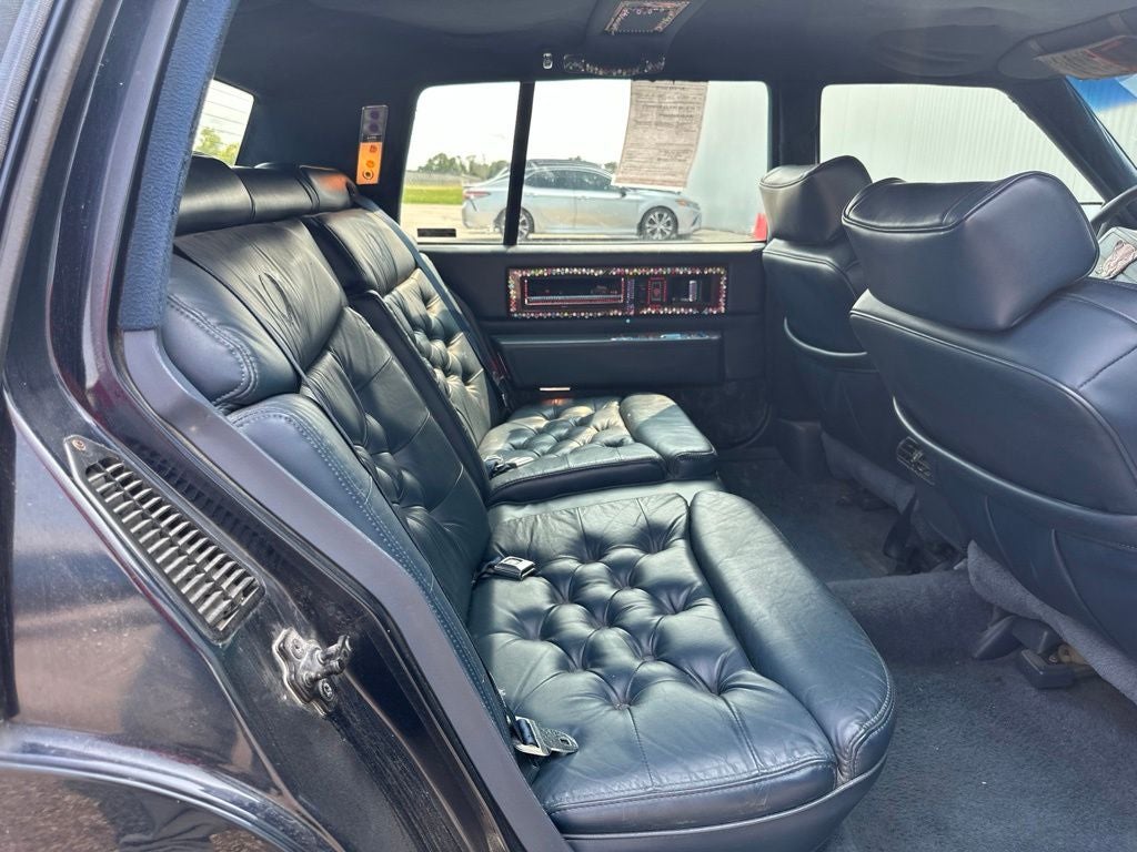 1991 Cadillac Fleetwood Base