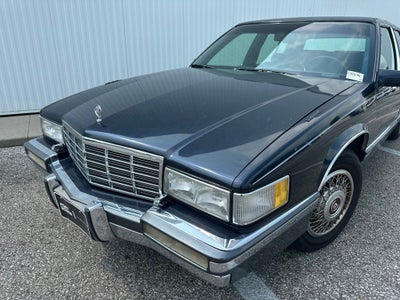 1991 Cadillac Fleetwood Base
