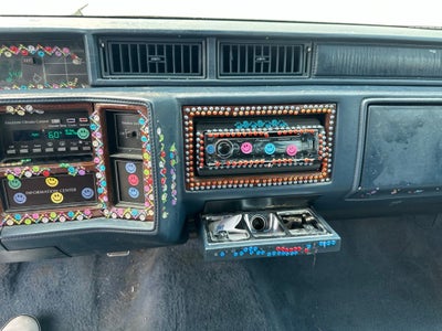 1991 Cadillac Fleetwood Base