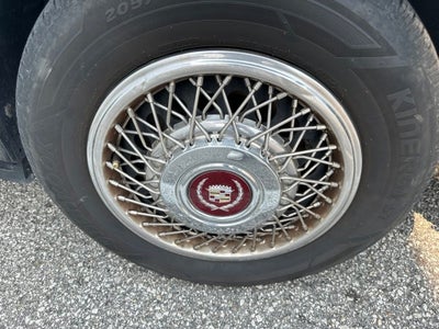 1991 Cadillac Fleetwood Base
