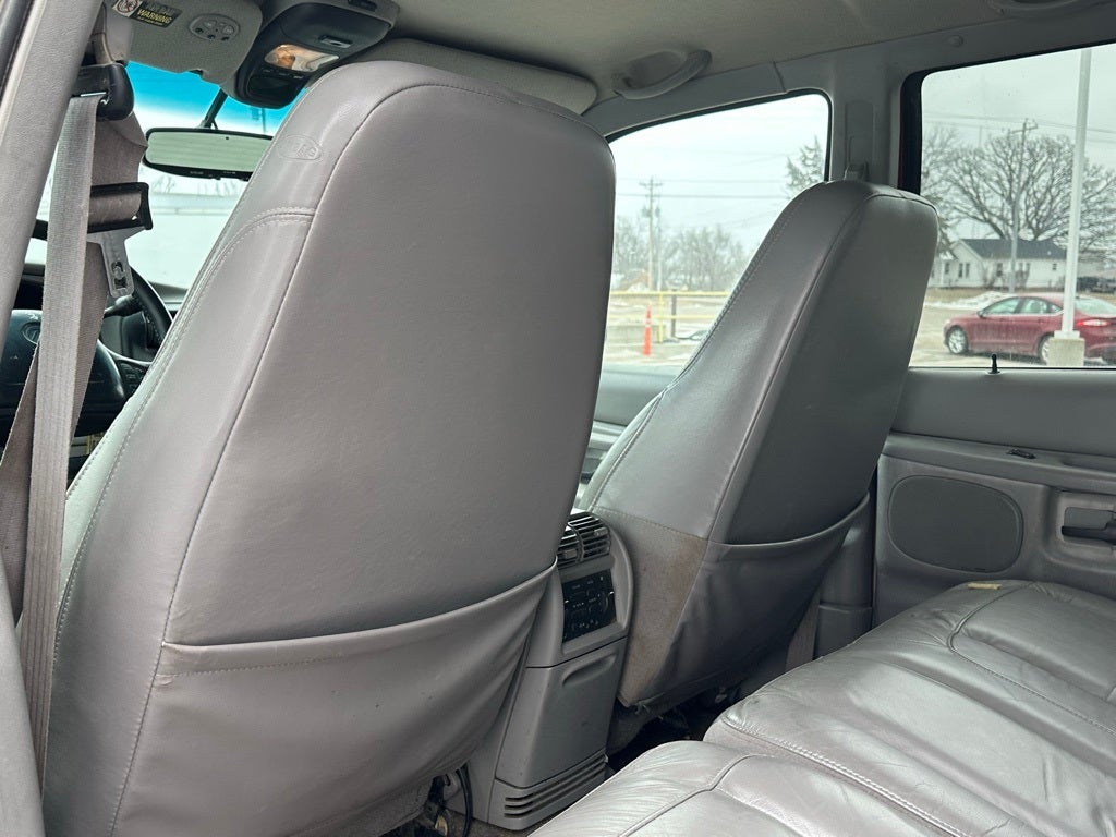 2000 Mercury Mountaineer Base 112 WB