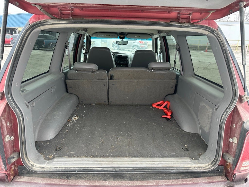 2000 Mercury Mountaineer Base 112 WB