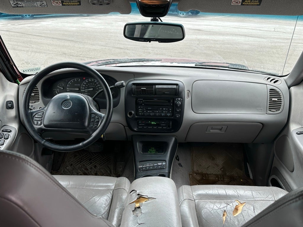 2000 Mercury Mountaineer Base 112 WB