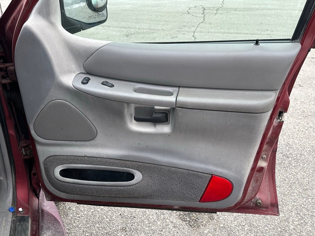 2000 Mercury Mountaineer Base 112 WB