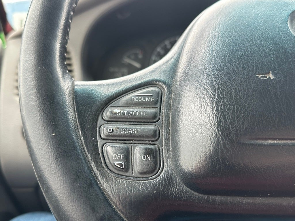 2000 Mercury Mountaineer Base 112 WB