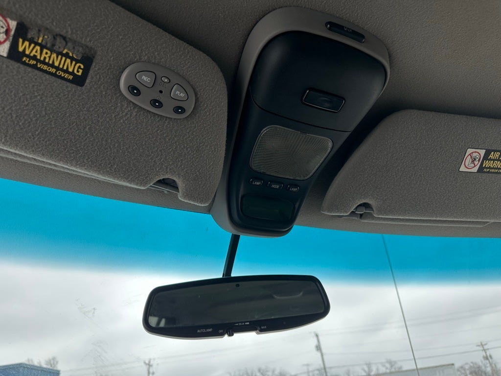 2000 Mercury Mountaineer Base 112 WB